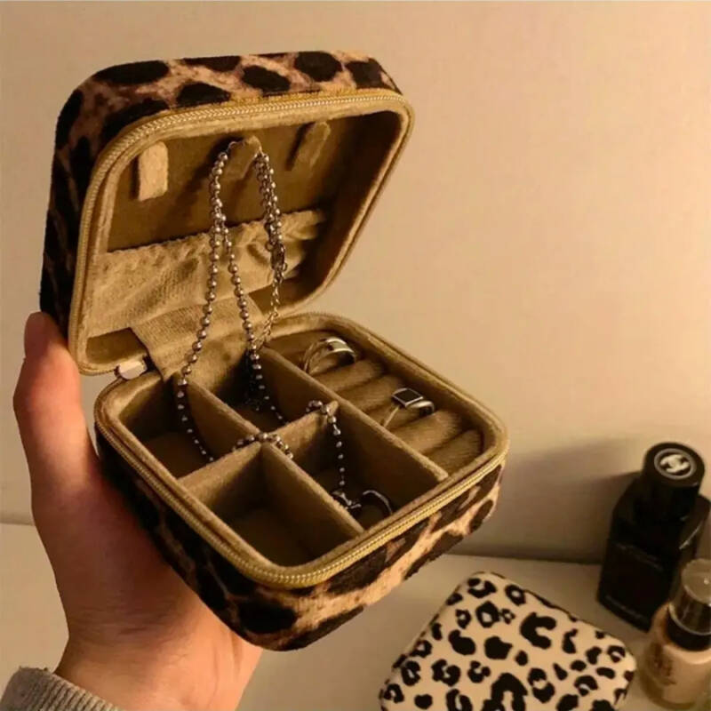 Jewelbox Kahverengi Leopar Desenli Takı Çantası - 1